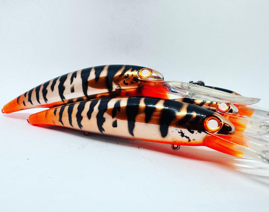 black and orange bandit fishing lure Walleye Deep Wild Thing running 4 3/4 inch walleye trolling lure Bandit Walleye Deep Wind